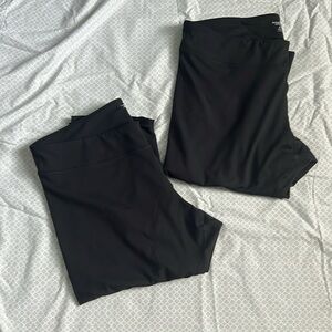 Old Navy Women’s activewear crop pants bundle 3x